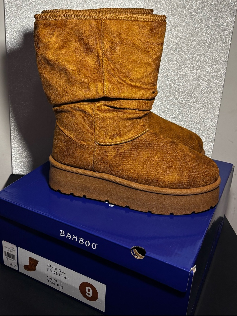 BRAND NEW! Women’s Brown Winter Boots🤎cute & comfy for the cold weather! - Picture 3 of 12
